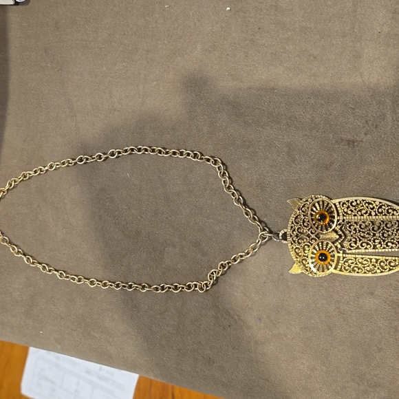 Necklace - Picture 1 of 2